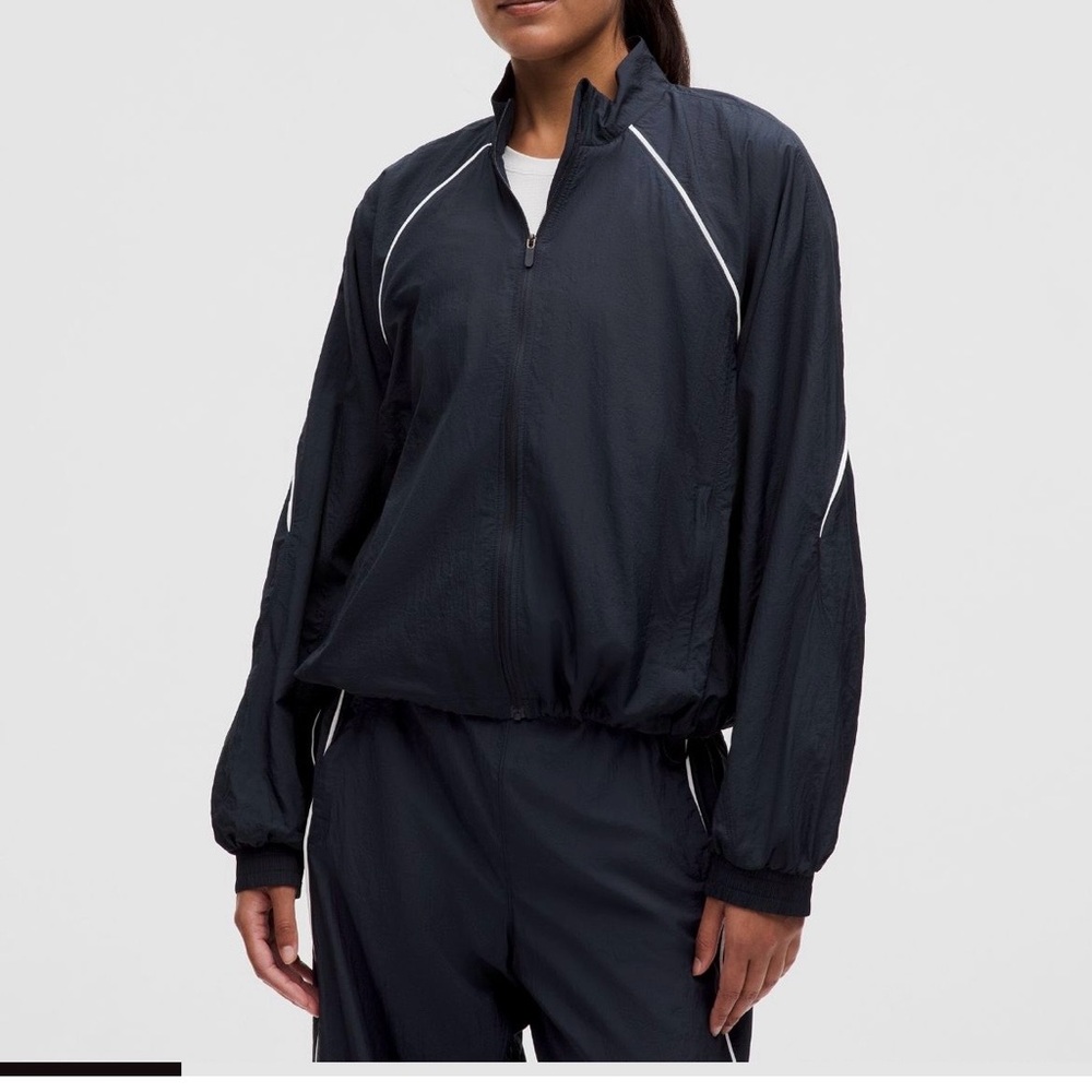 Lululemon Licensed to Train Lightweight Jacket Size 10